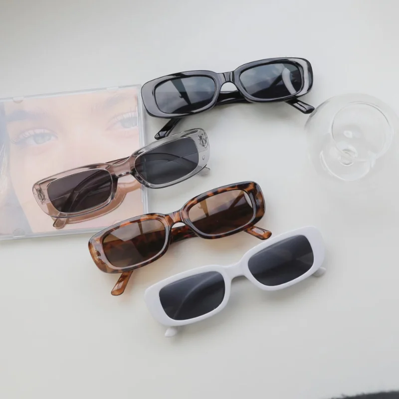 Luxury Lifestyle Products - Vintage Küçük Kare Güneş Gözlüğü Kadın
